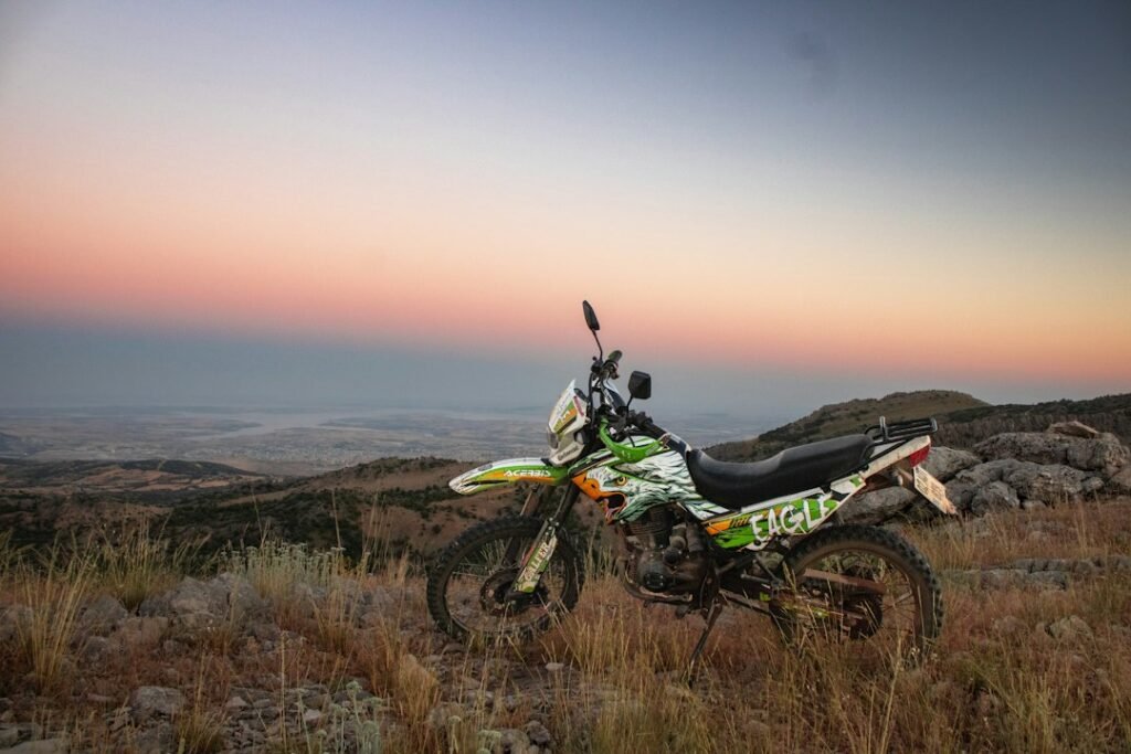 Motorcycle on a scenic road for the Indian Bikes Driving 3D Android guide